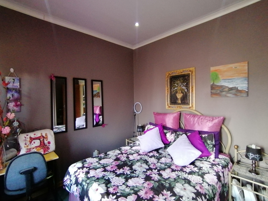 3 Bedroom Property for Sale in Stilfontein Ext 2 North West